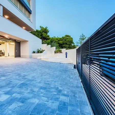 Olijfboom * Dugi Rat