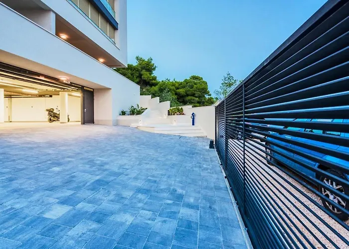 Olijfboom * Dugi Rat